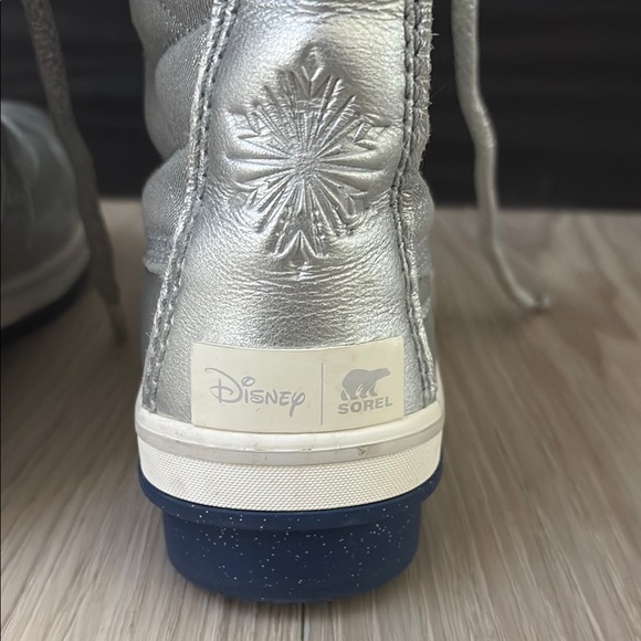 Sorel Silver Winter Rain/Snow Boots Princess Elsa - Picture 2 of 5